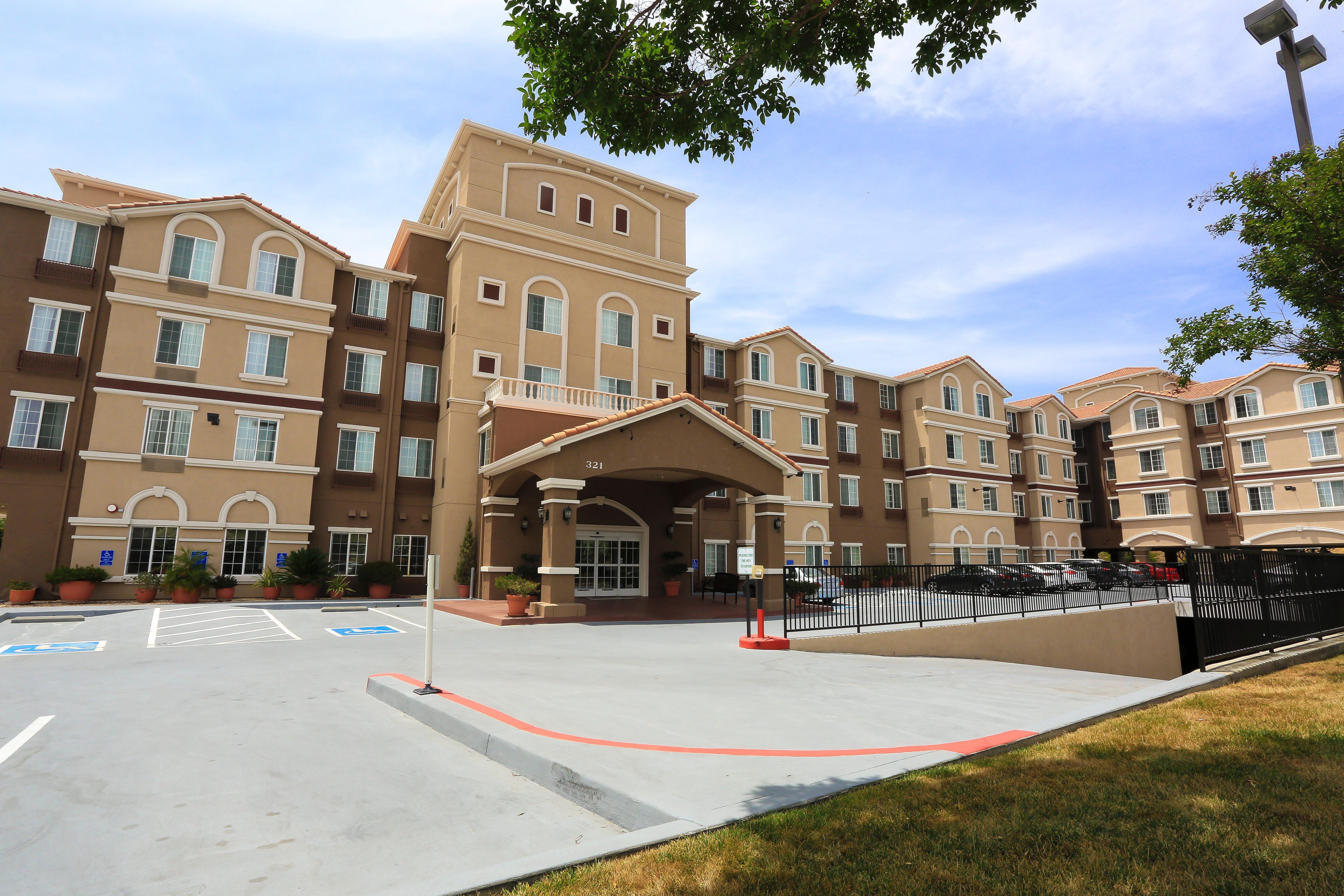 Staybridge Suites Silicon Valley - Milpitas, An Ihg Hotel Ngoại thất bức ảnh